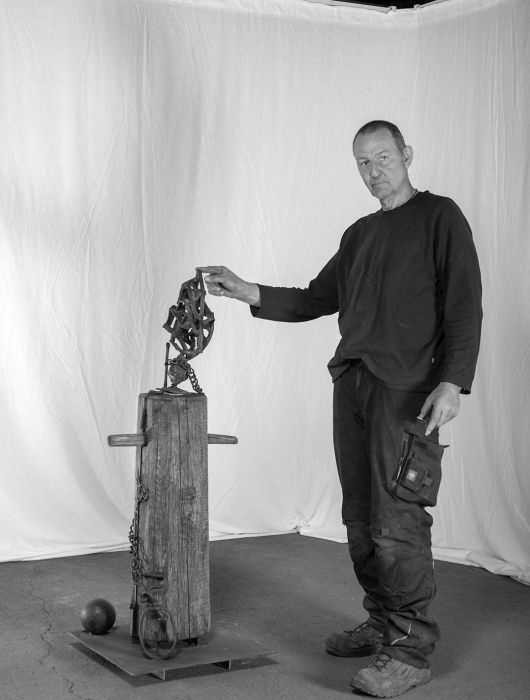 Artist Joachim Harbut at Work